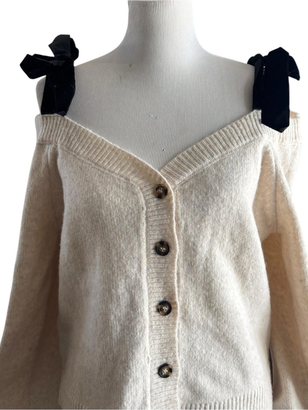 Vici Cream Off-Shoulder Button-Front Sweater with Black Bow Straps Size M - Picture 3 of 11